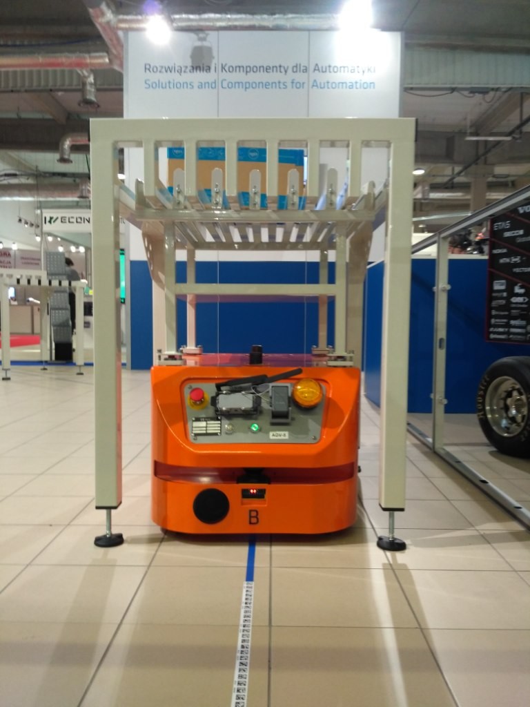 Mobile robot MOBOT AGV CubeRunner at WIW 2018
